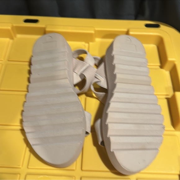 Torrid Platform Sandals - Picture 3 of 3